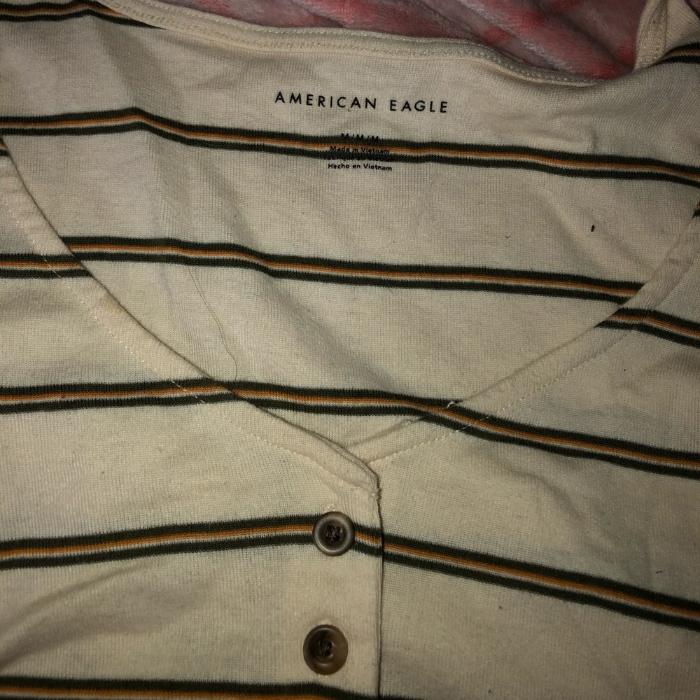 Top - Picture 2 of 2